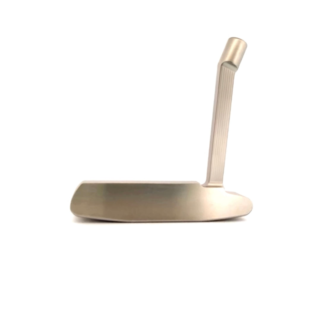 slightly angled face view of Archon model putter